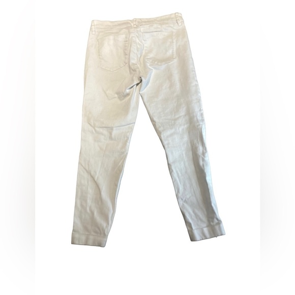 Loft - Women’s Crisp White Cuffed Denim Jeans - Picture 4 of 5